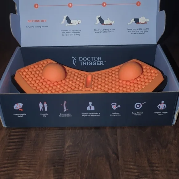 Rocker 2.0 Back Massager - Orange - Picture 3 of 4